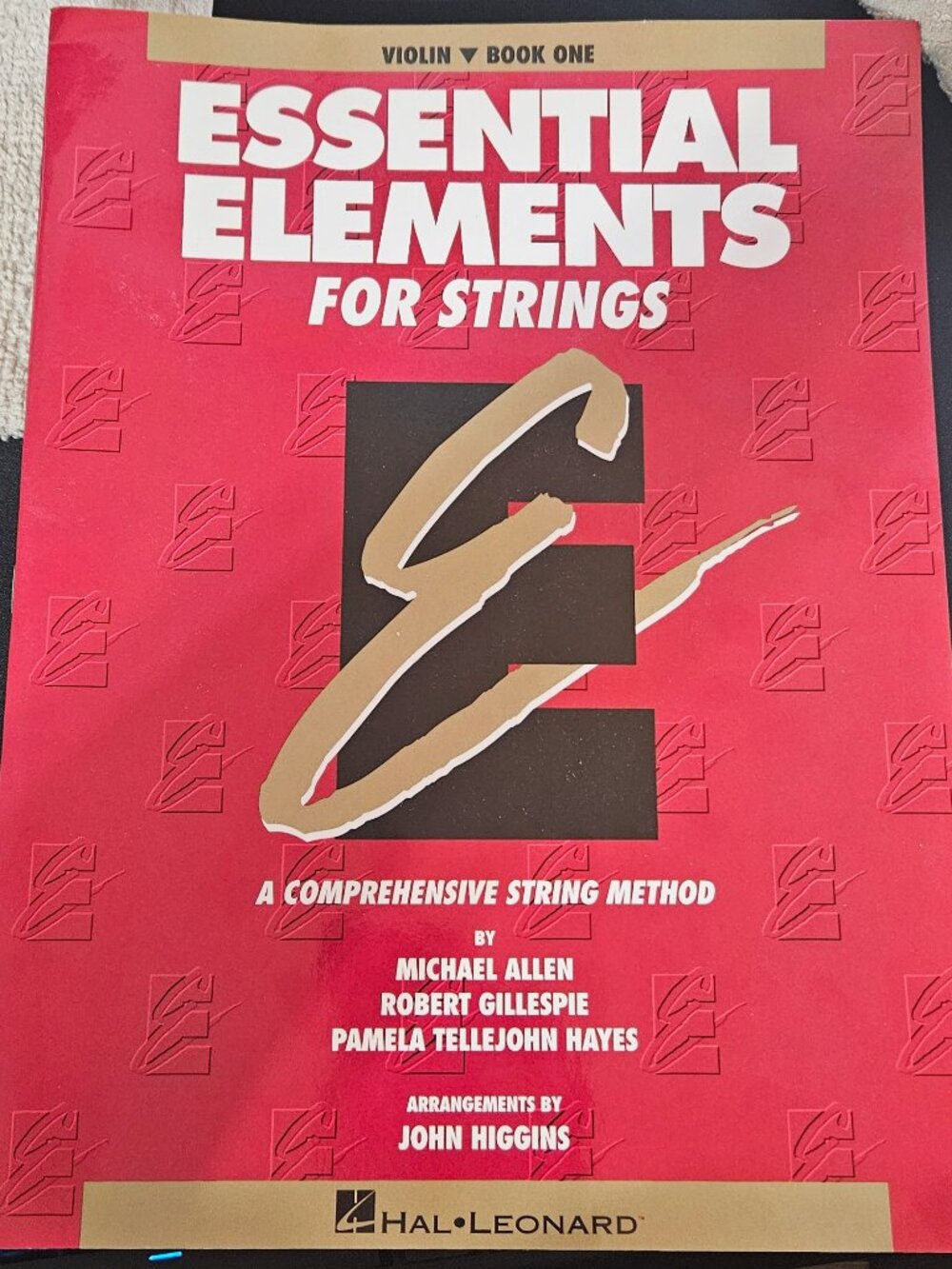 Essential Elements for Strings Violin Book 1 Hal Leonard HL04619001